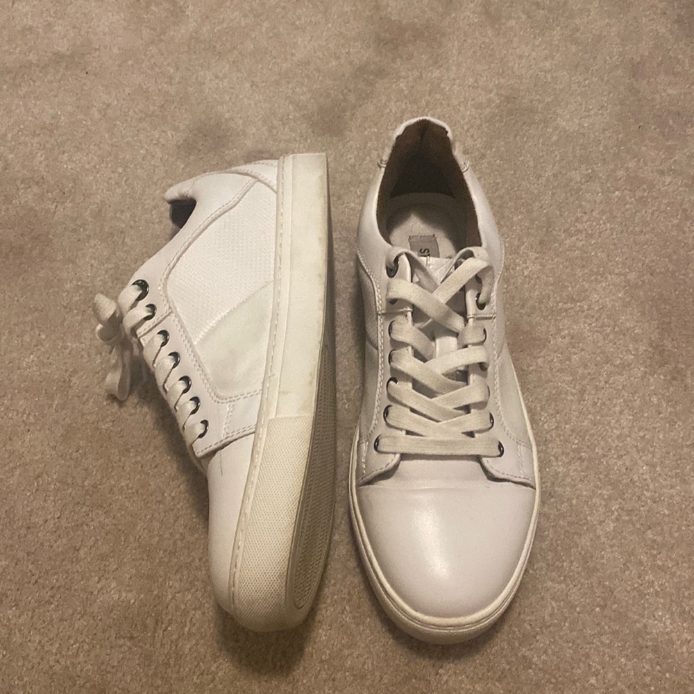 Steve Madden white tennis shoes